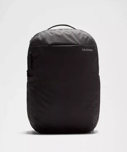 Triple-Zip Backpack 28L *Tech Canvas