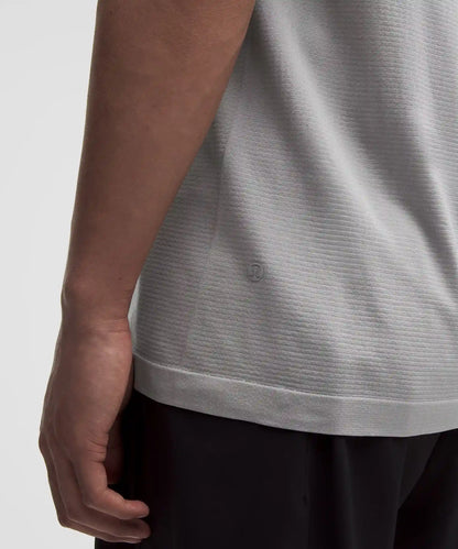 Metal Vent Tech Short-Sleeve Shirt