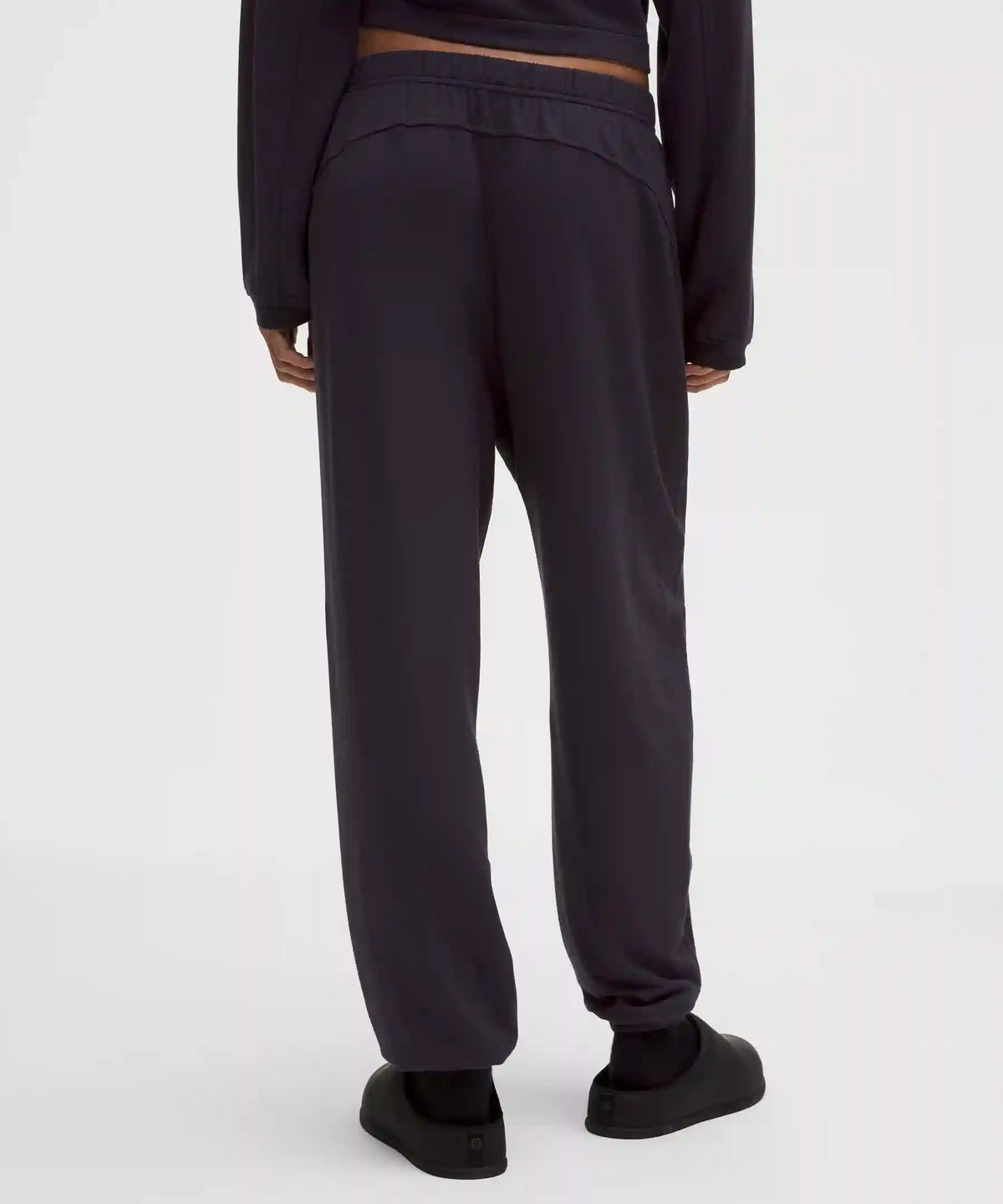 BeCalm Oversized Mid-Rise Pant