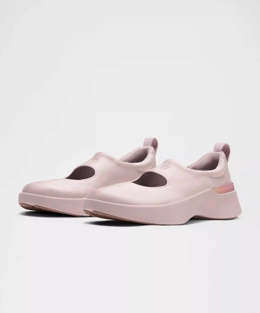Women's Mary Train Sneaker
