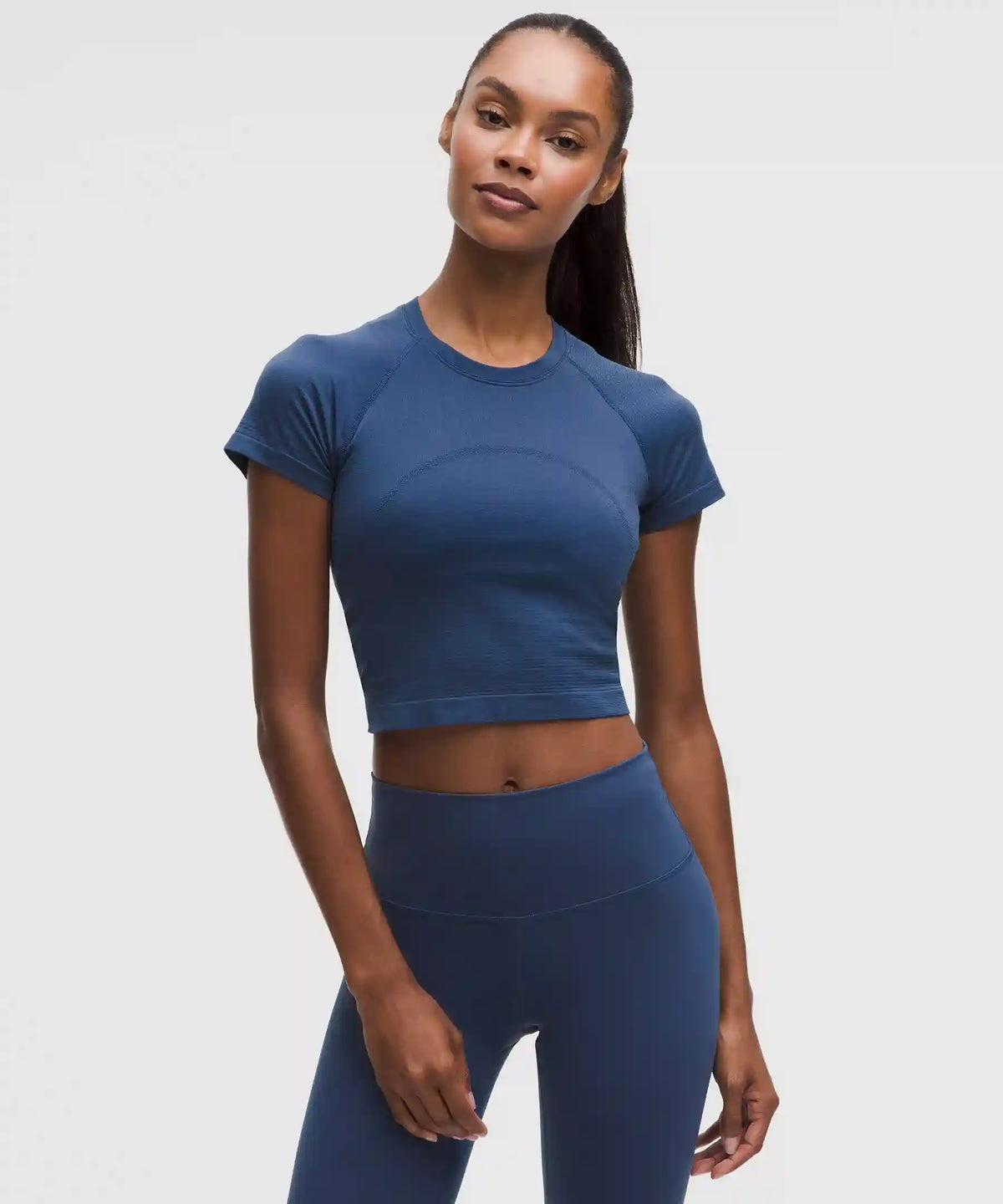 Swiftly Tech Cropped Short-Sleeve Shirt 2.0