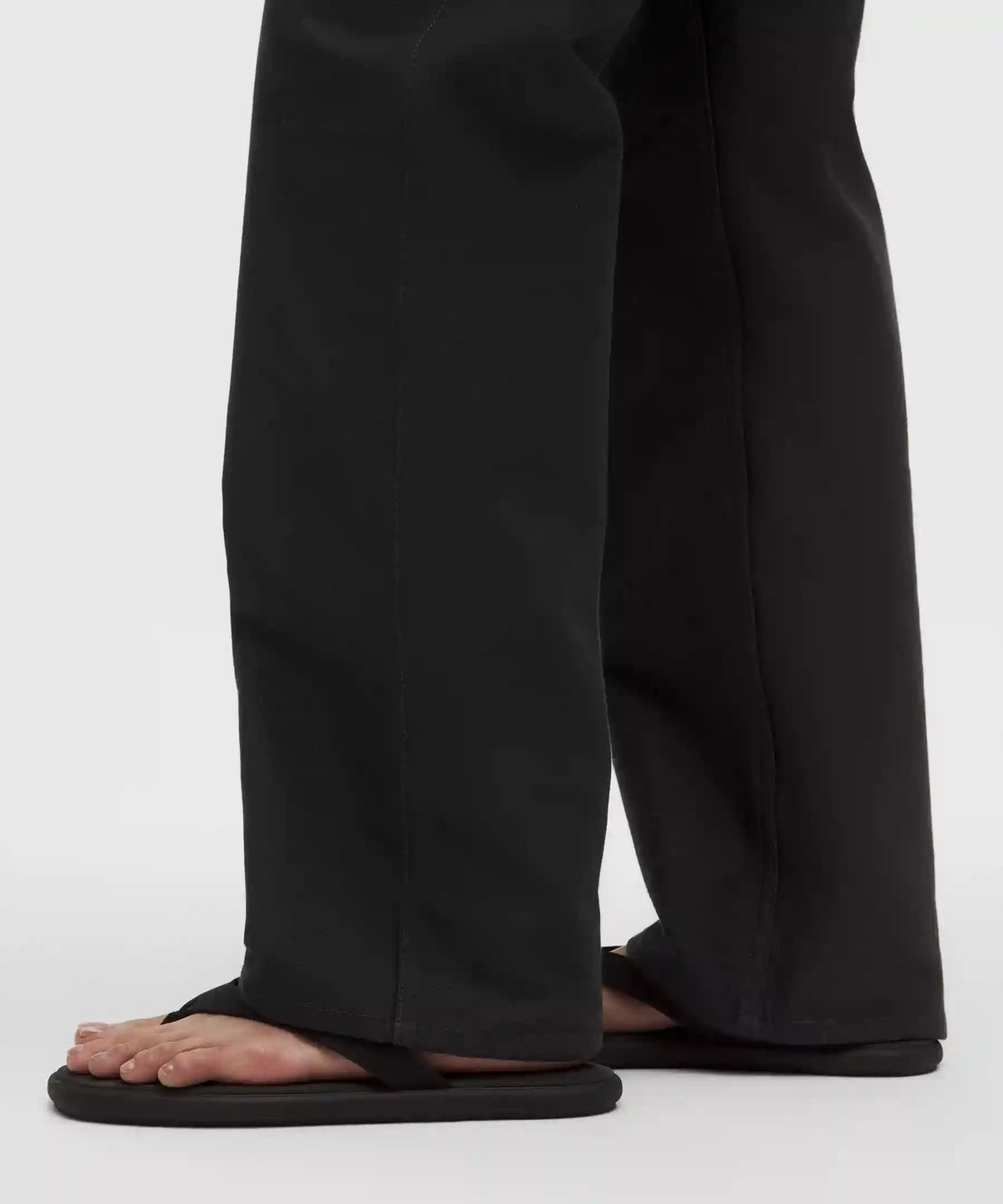 EasyFive Mid-Rise Relaxed-Straight Pant *Regular
