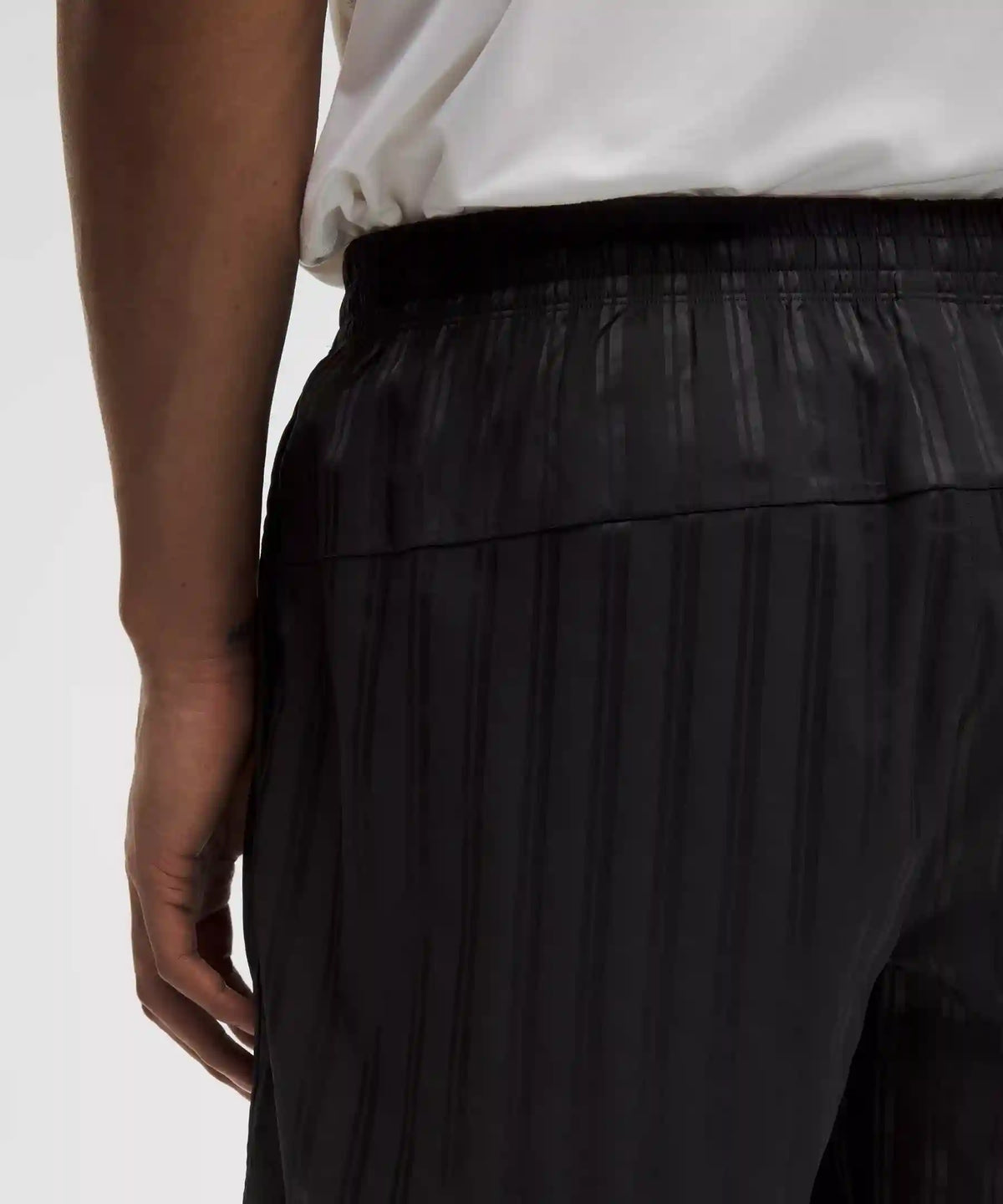 Satin Stripe Linerless Short 7"
