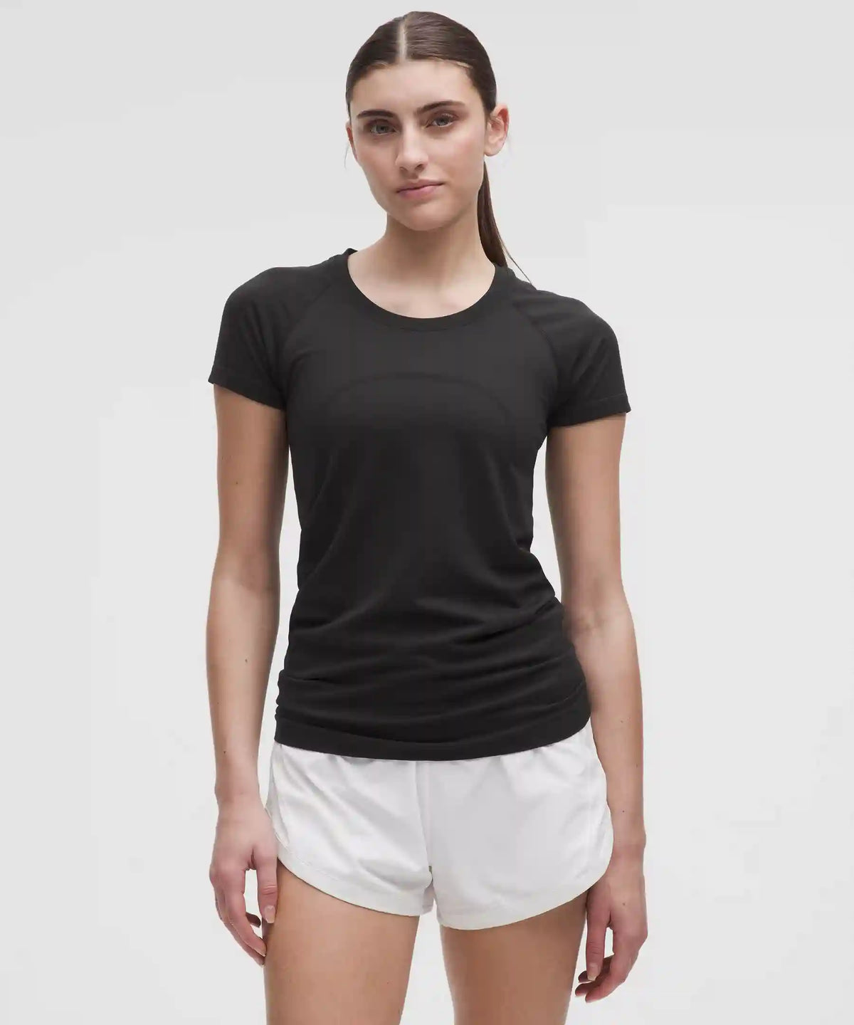 Swiftly Tech Short-Sleeve Shirt 2.0 *Hip Length
