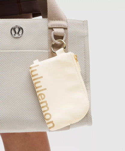 Clippable Card Pouch