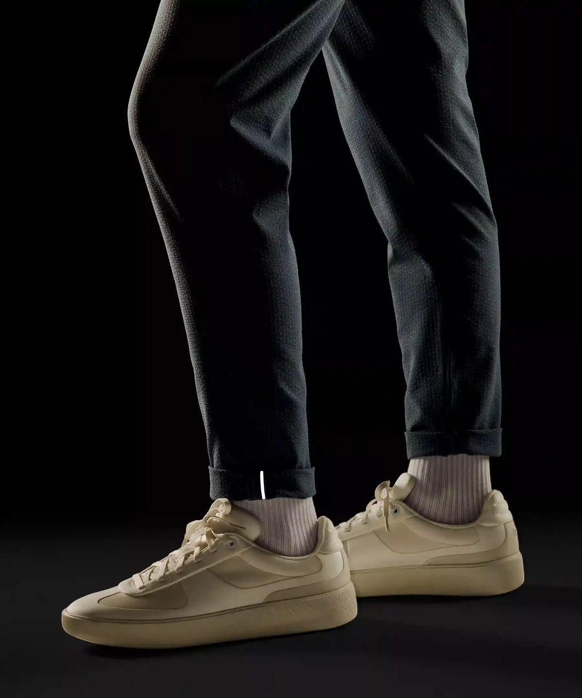 ABC Slim-Fit Trouser 30L *Textured WovenAir
