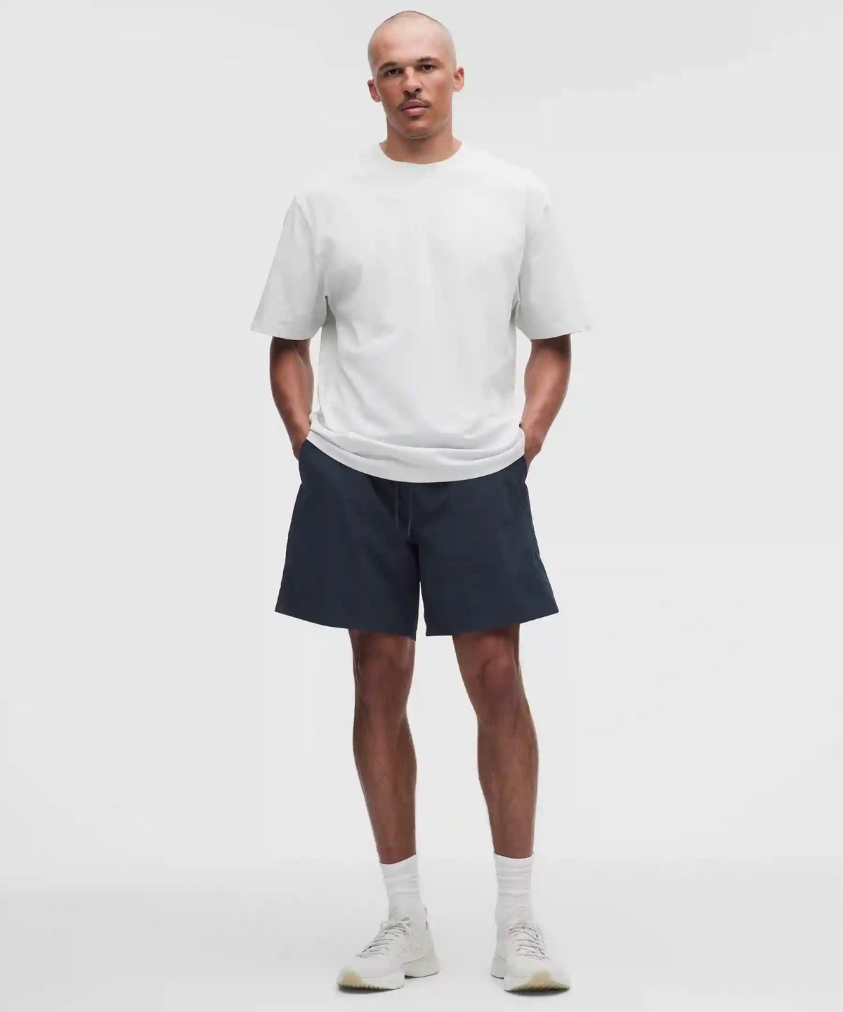 Beach to Trail Lined Short 7"