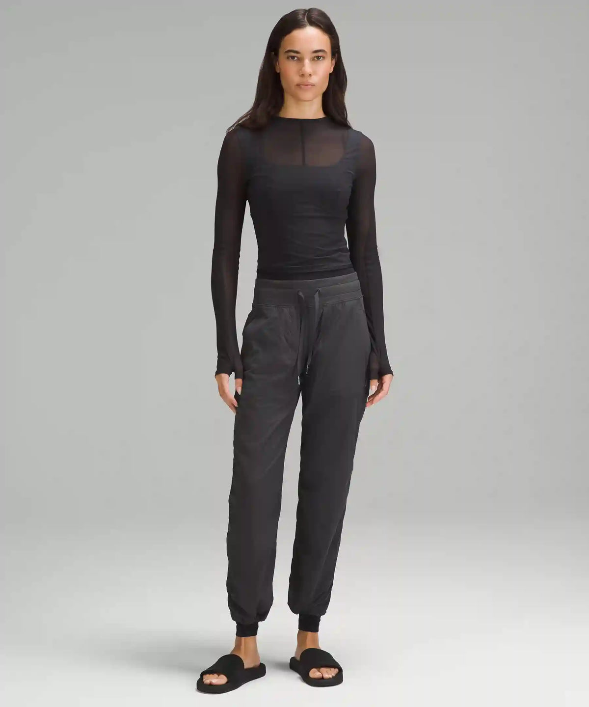Dance Studio Mid-Rise Pant *Short