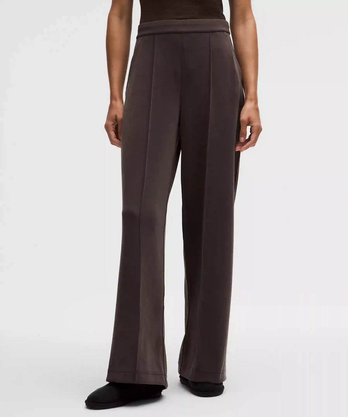 Softstreme Pintuck High-Rise Wide-Leg Pant *Regular