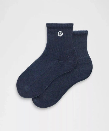 Unisex Daily Essential Quarter Socks