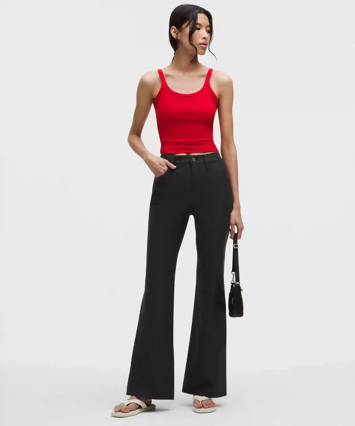 EasyFive High-Rise Subtle-Flare Pant *Short