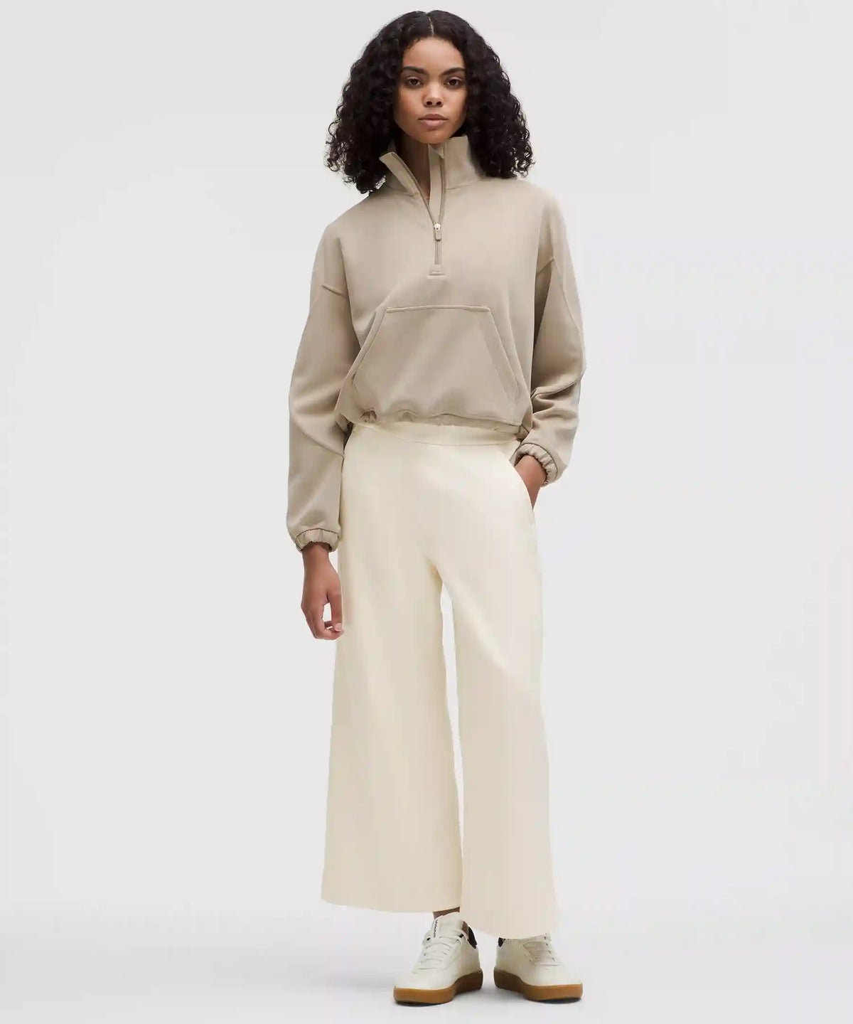 Softstreme High-Rise Wide-Leg Cropped Pant
