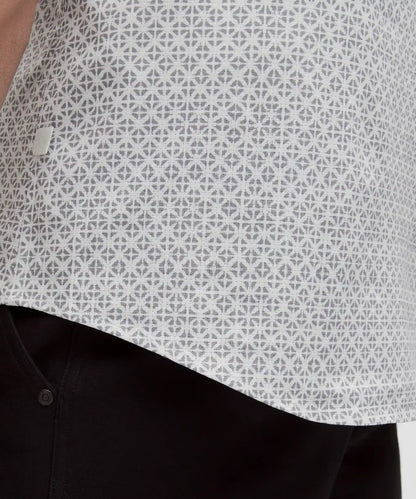 Airing Easy Short-Sleeve Shirt