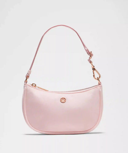 City Essentials Mini Shoulder Bag 1L