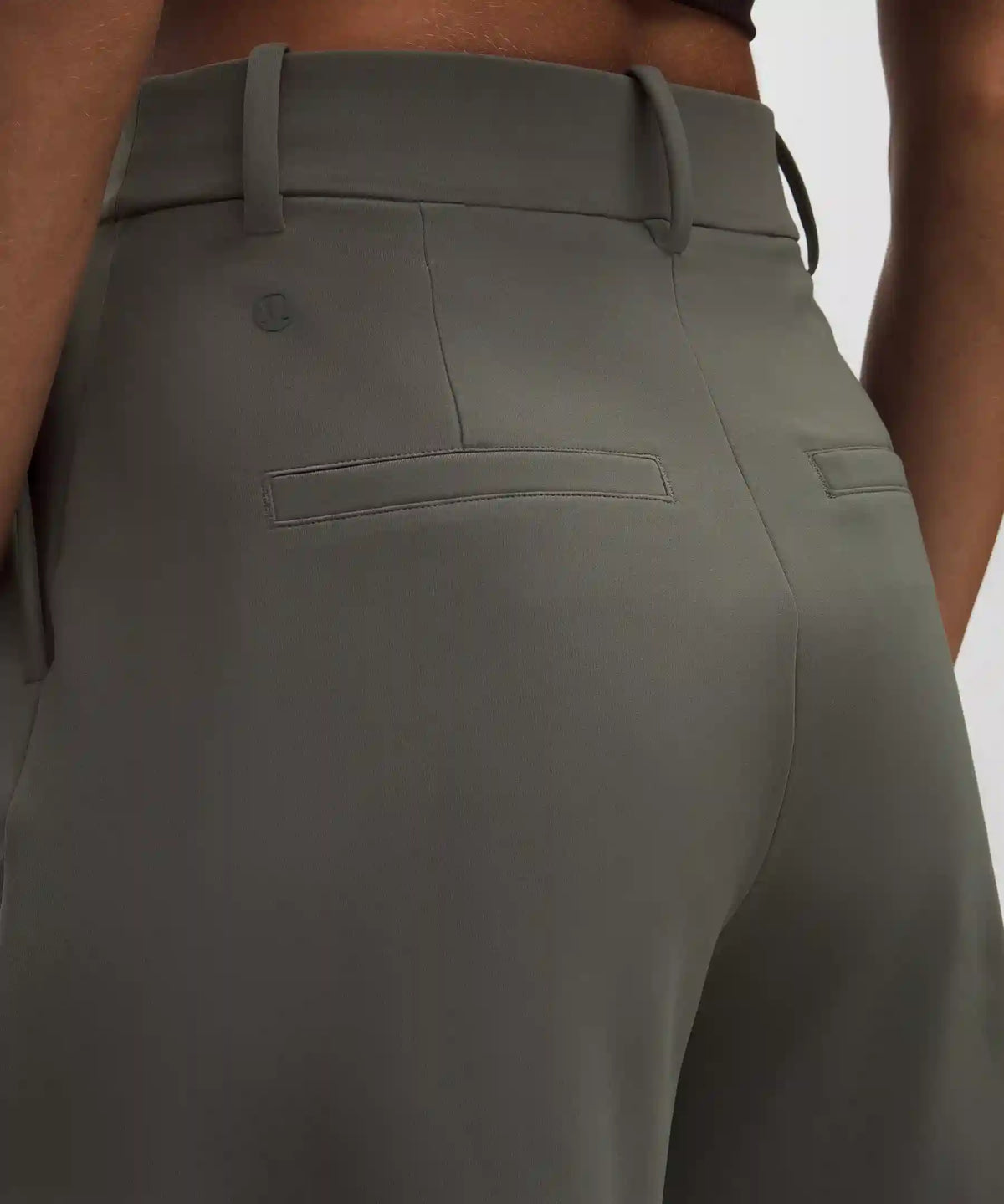 Daydrift Pleated High-Rise Short 7"