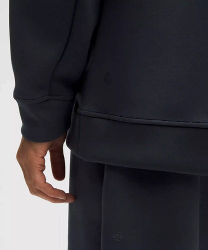 Smooth Spacer Classic-Fit Crew