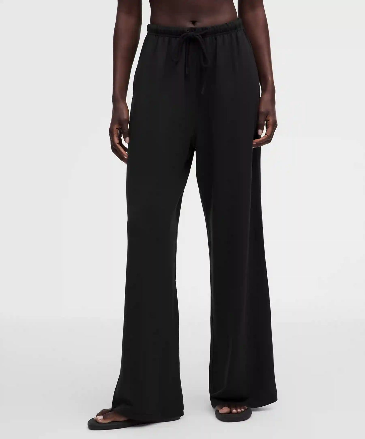 BeCalm Mid-Rise Straight-Leg Pant