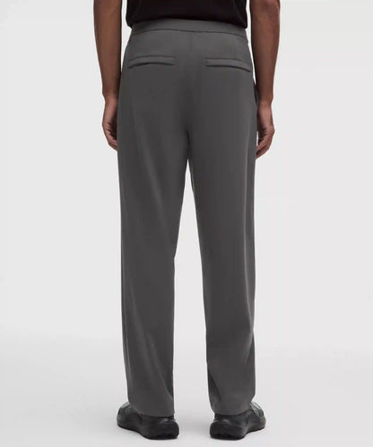Men's Daydrift Relaxed-Fit Pleated Trouser Regular *No Belt Loops