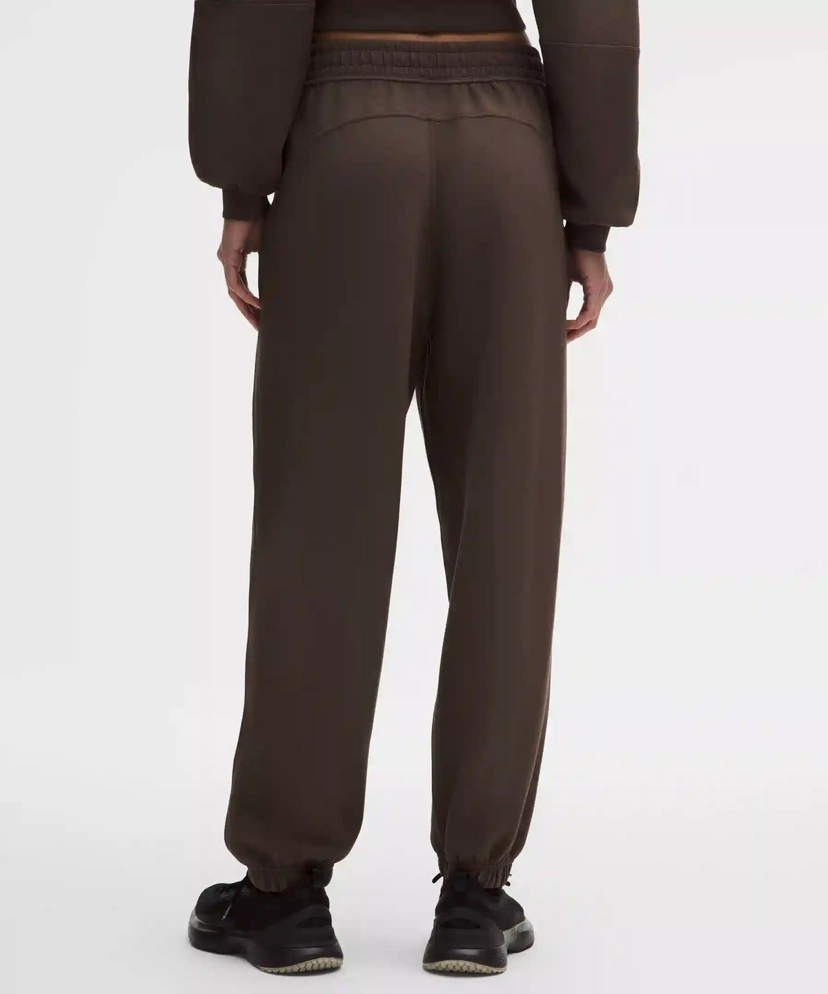 Smooth Spacer Mid-Rise Jogger *Wash