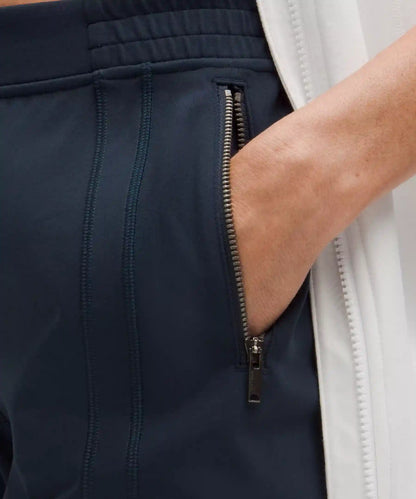 Define Mid-Rise Track Pant *Luon