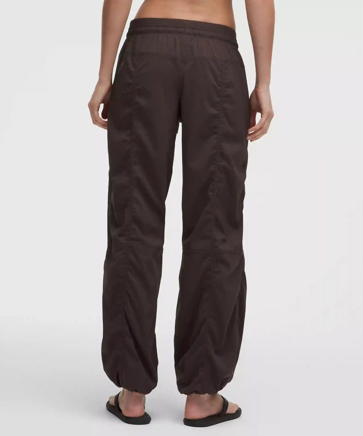 Dance Studio Evolve Low-Rise Oversized Pant *Regular