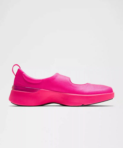 Women's Mary Train Sneaker