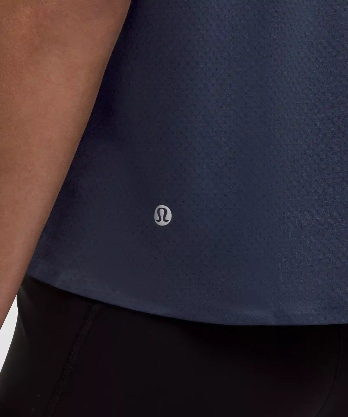 Women's Fast and Free Short-Sleeve Shirt *Mesh