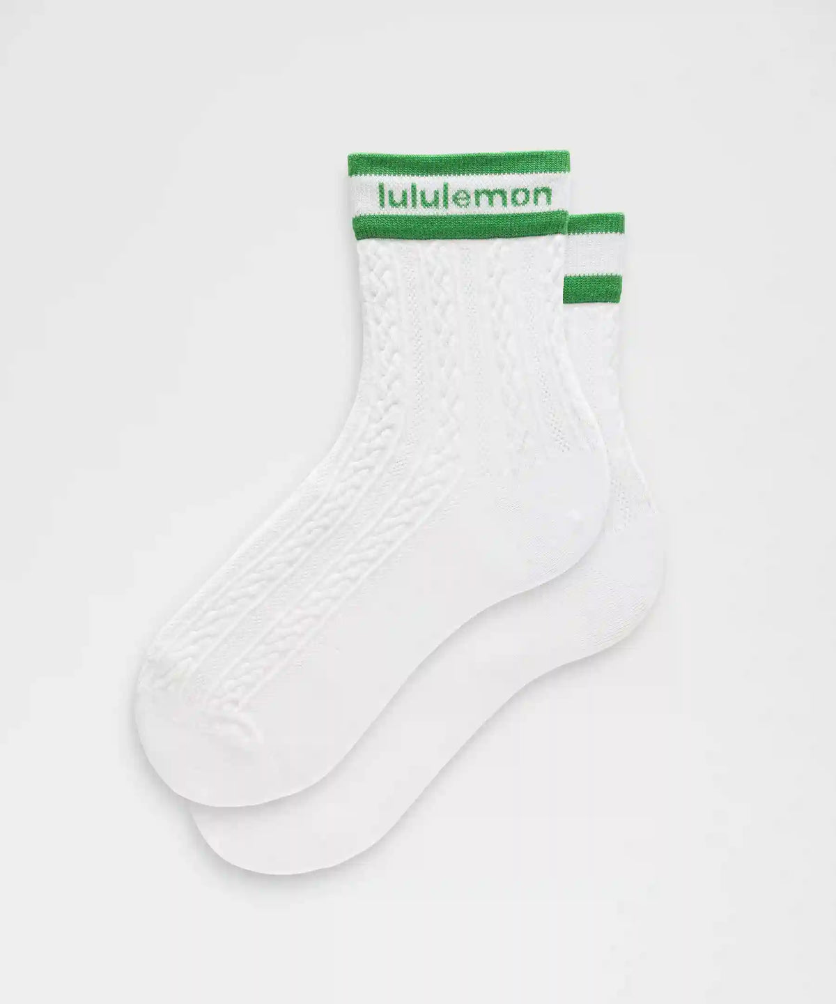 Unisex Cable-Knit Quarter Socks