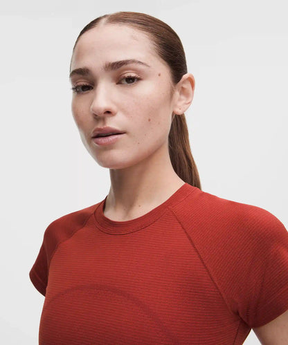 Swiftly Tech Cropped Short-Sleeve Shirt 2.0