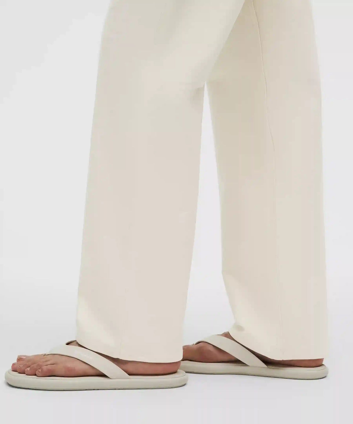 EasyFive Mid-Rise Relaxed-Straight Pant *Regular