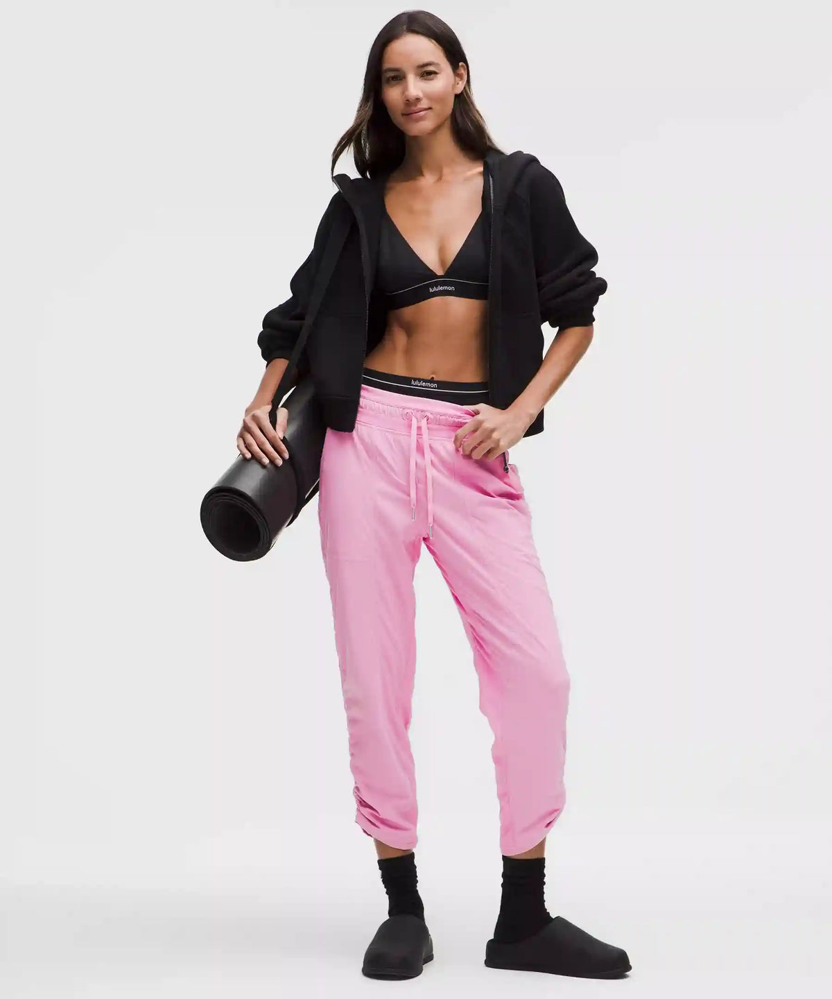 Dance Studio Mid-Rise Cropped Pant
