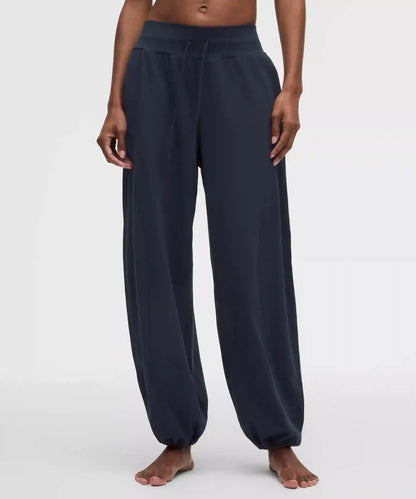 Groove Low-Rise Relaxed Cinch Pant *Regular
