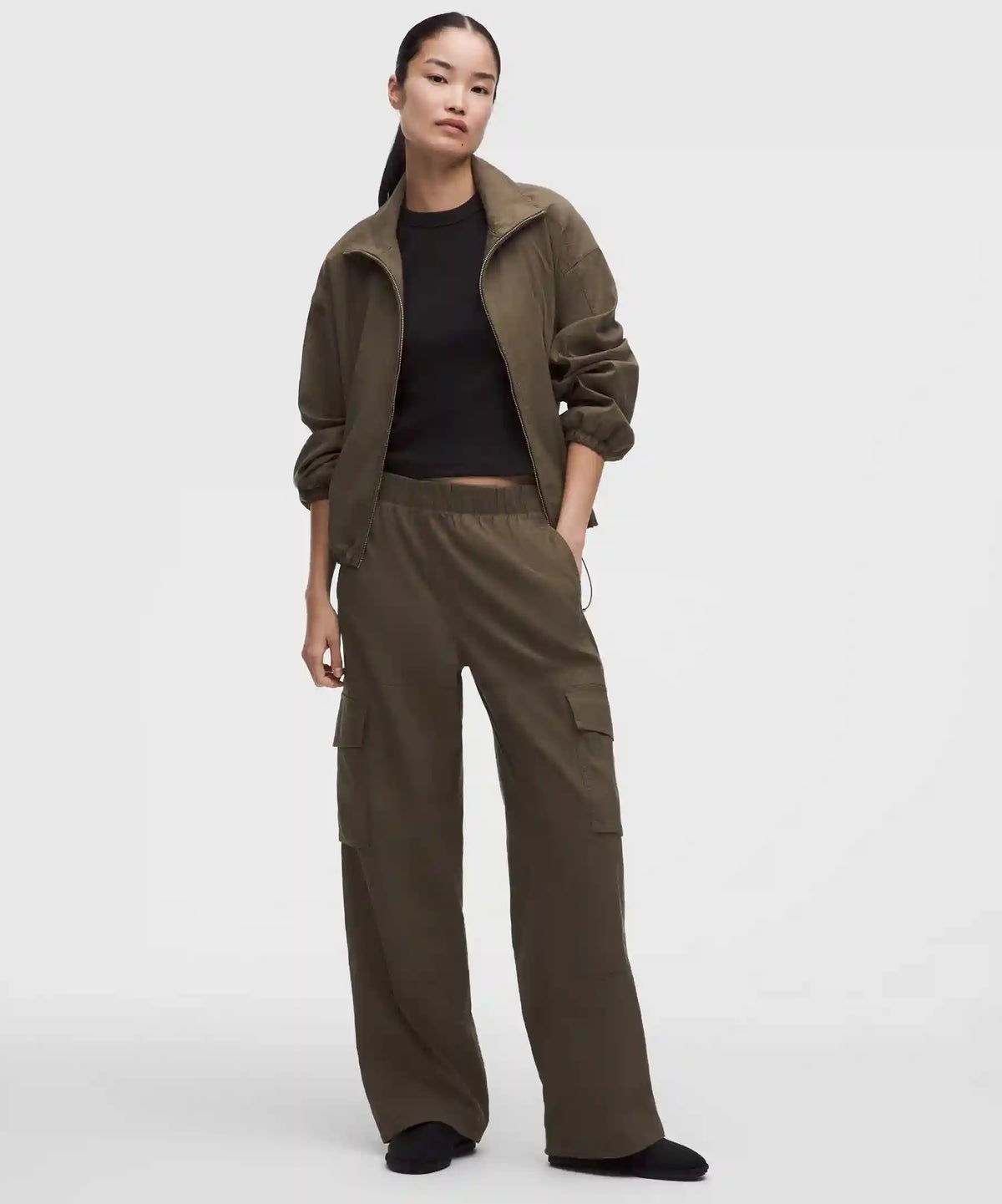 LuluLinen Mid-Rise Cargo Pant