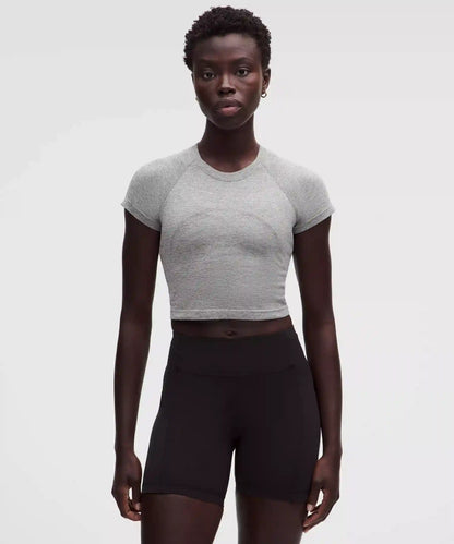 Swiftly Tech Cropped Short-Sleeve Shirt 2.0