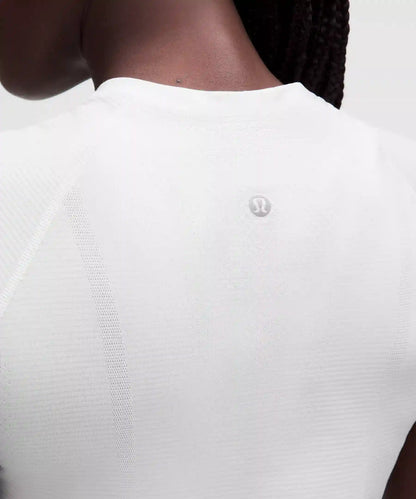 Swiftly Tech Short-Sleeve Shirt 2.0 *Hip Length