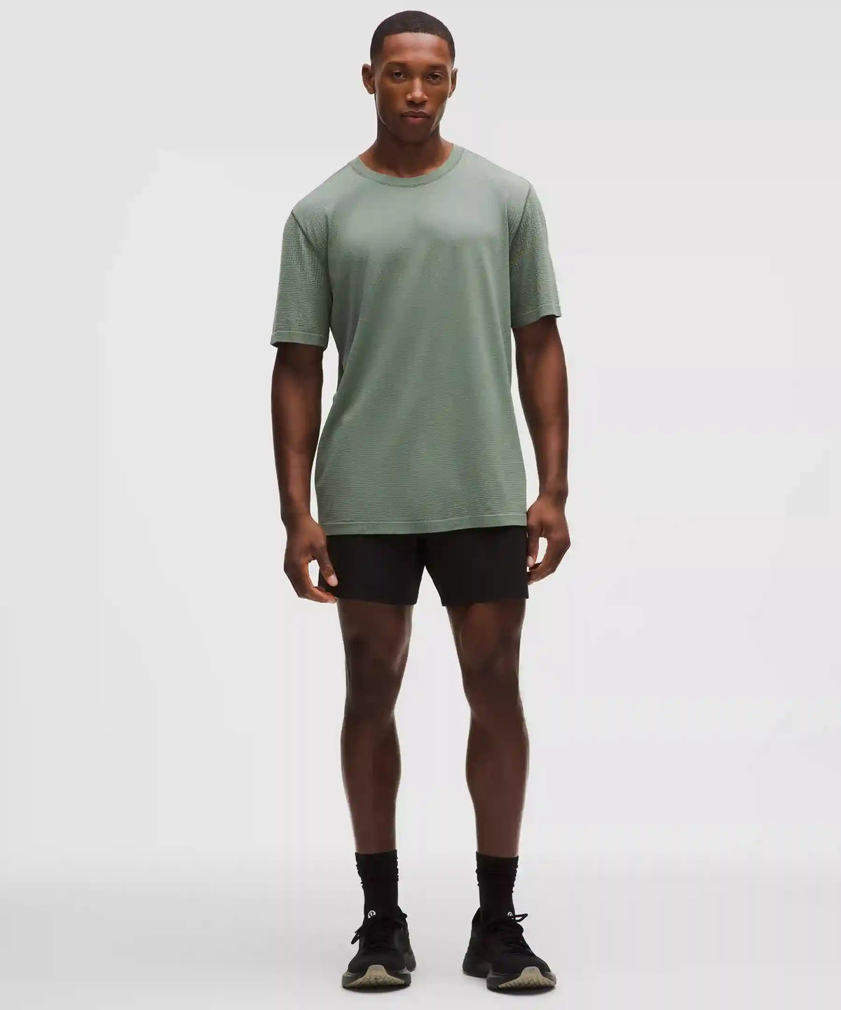 Metal Vent Tech Relaxed-Fit Short-Sleeve Shirt