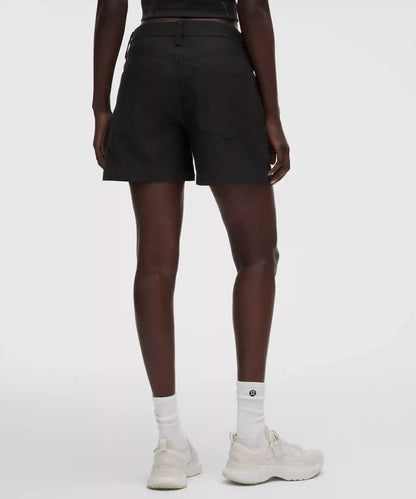 EasyFive Mid-Rise Short 4.5"