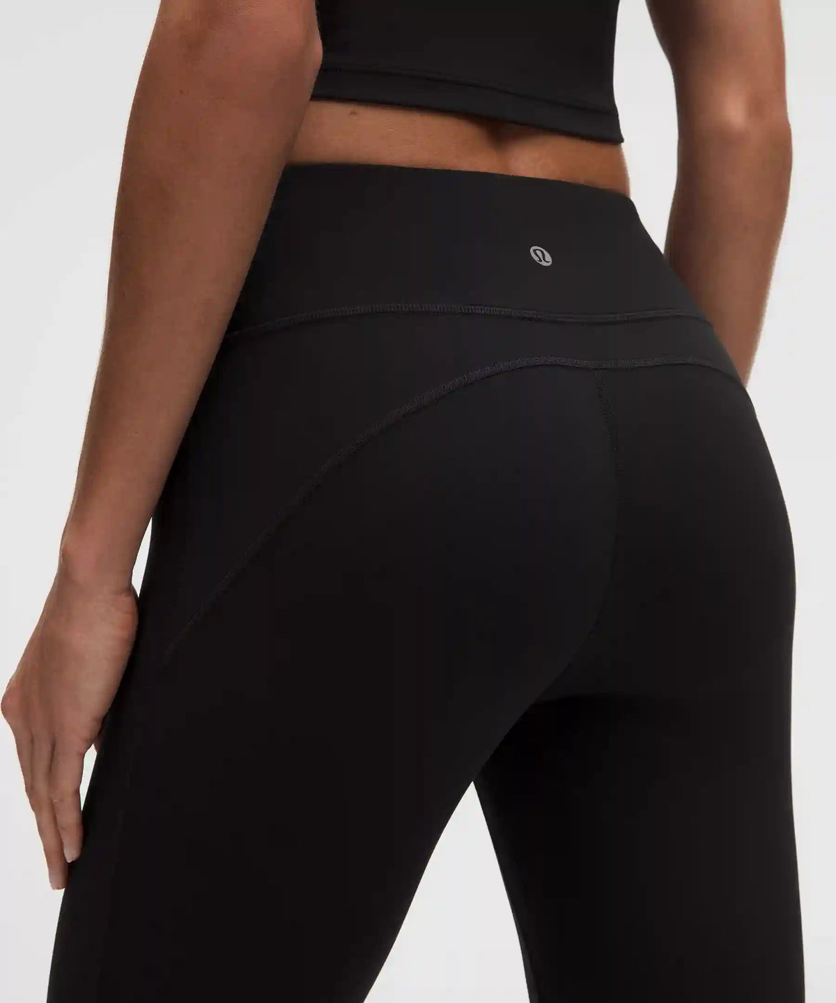 Groove Nulu High-Rise Flared Pant *Short