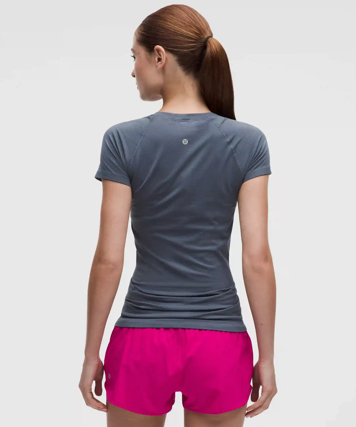 Swiftly Tech Short-Sleeve Shirt 2.0 *Hip Length
