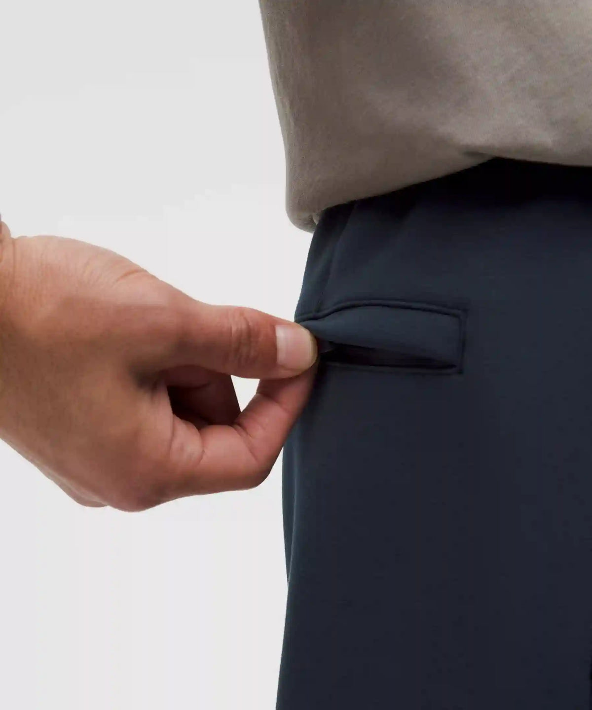 Smooth Spacer Pintuck Pant *Regular