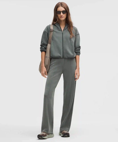 Softstreme Pintuck Mid-Rise Pant *Regular
