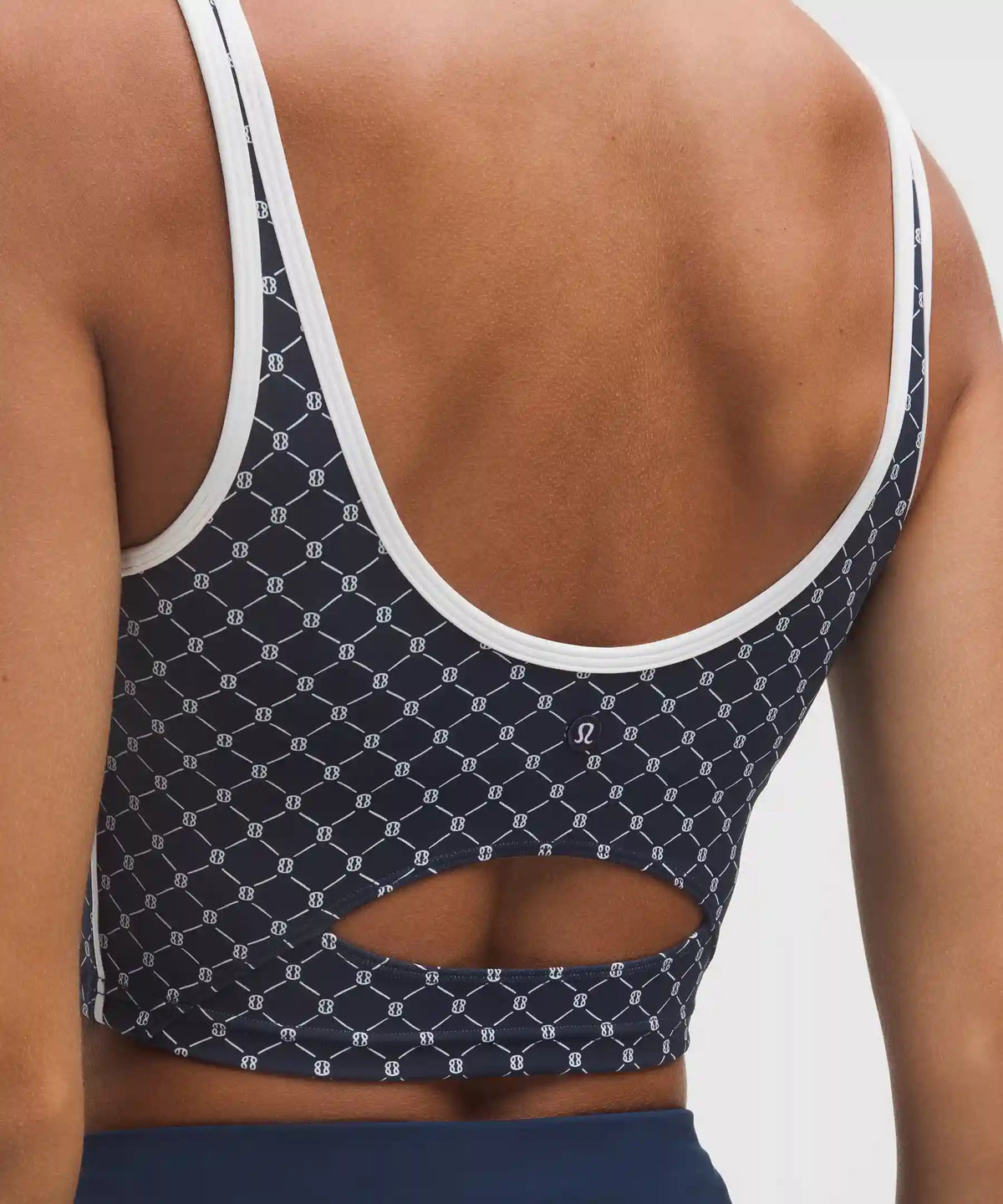 Scoop-Neck Cutout Tennis Tank Top *Medium Support, B/C Cup