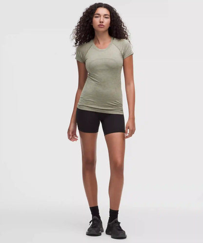 Swiftly Tech Short-Sleeve Shirt 2.0 *Hip Length