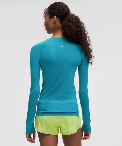 Swiftly Tech Long-Sleeve Shirt 2.0 *Hip Length