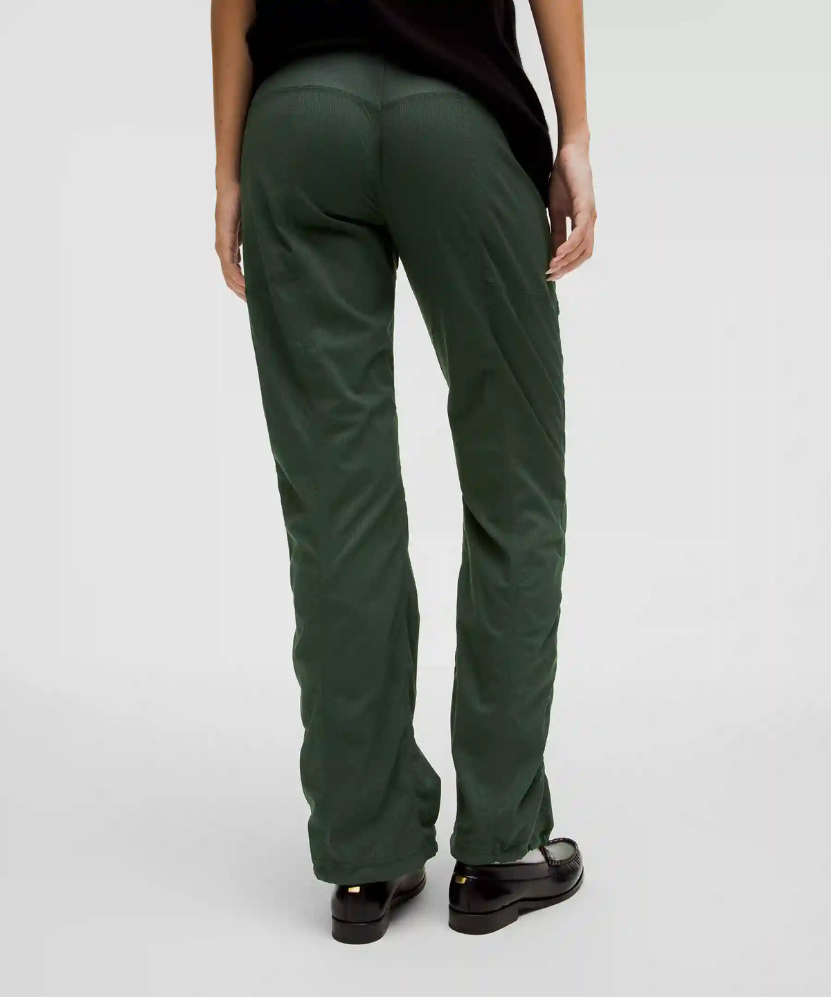 Dance Studio Mid-Rise Pant *Regular