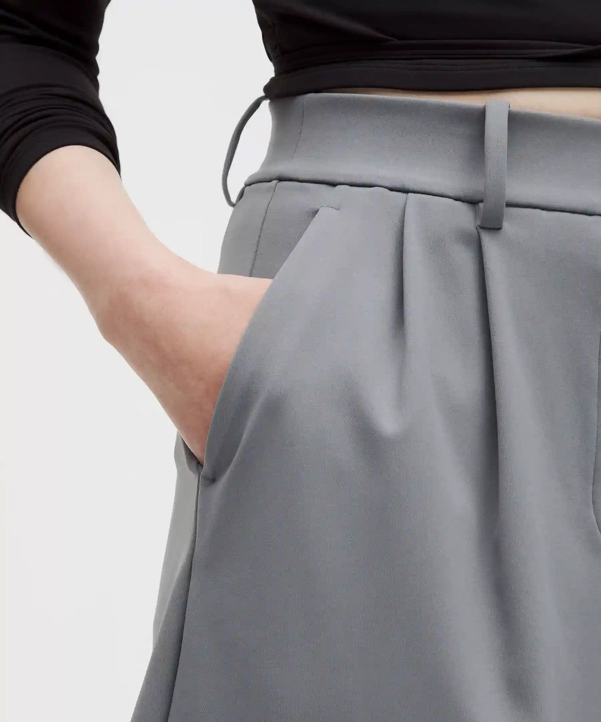 Daydrift Pleated High-Rise Short 7"