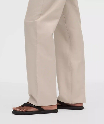 EasyFive Mid-Rise Relaxed-Straight Pant *Regular