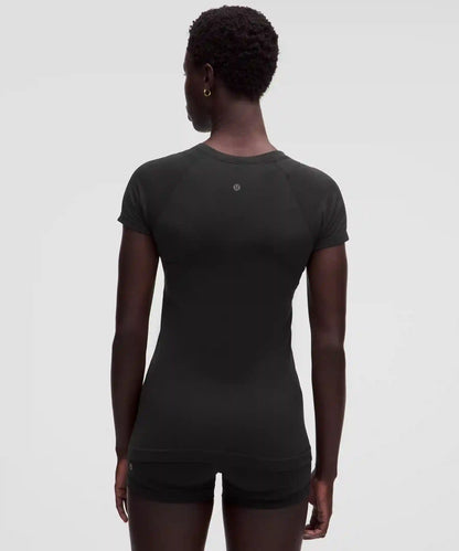 Swiftly Tech Short-Sleeve Shirt 2.0 *Hip Length