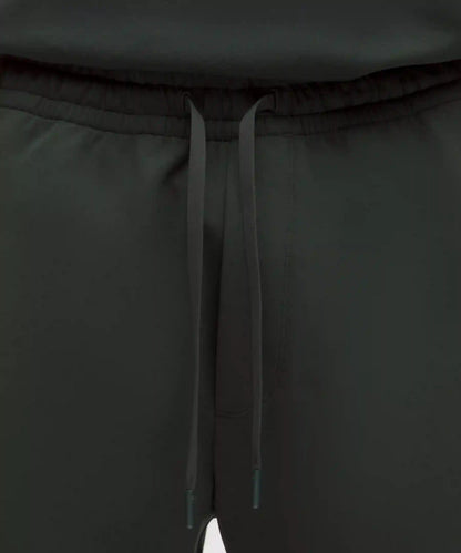 Grand Standard Short 8"