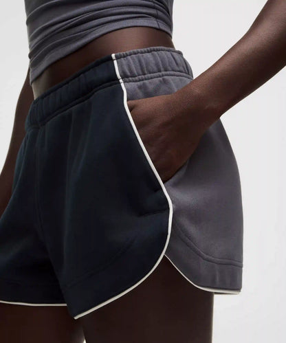 Scuba Mid-Rise Dolphin Short 3" *Colourblock